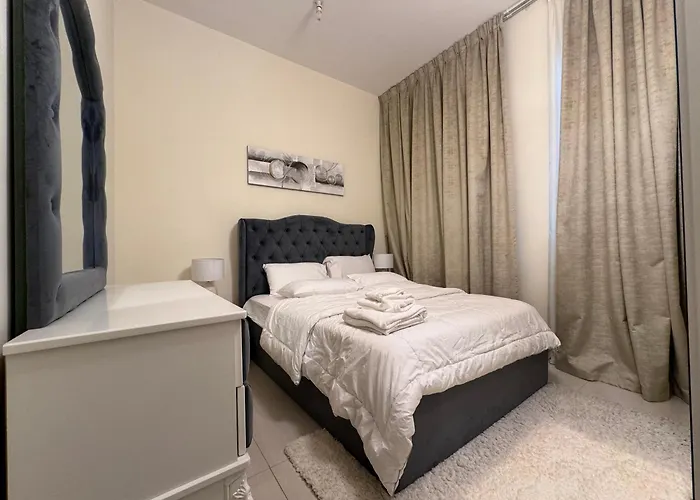 Luxury Apartment 3 Beds Marina View