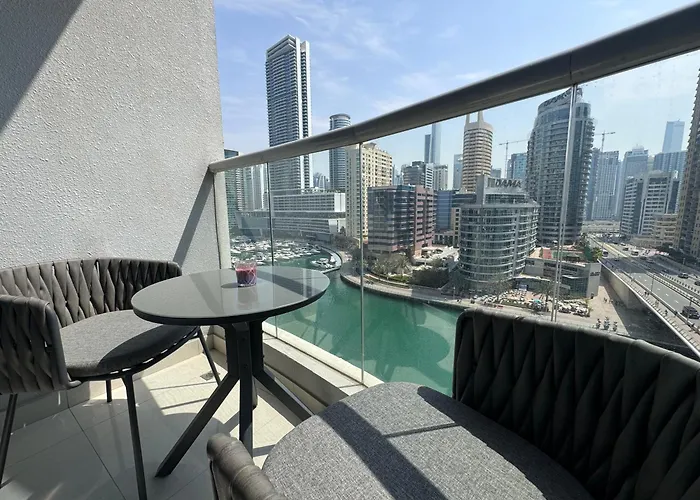Luxury Apartment 3 Beds Marina View